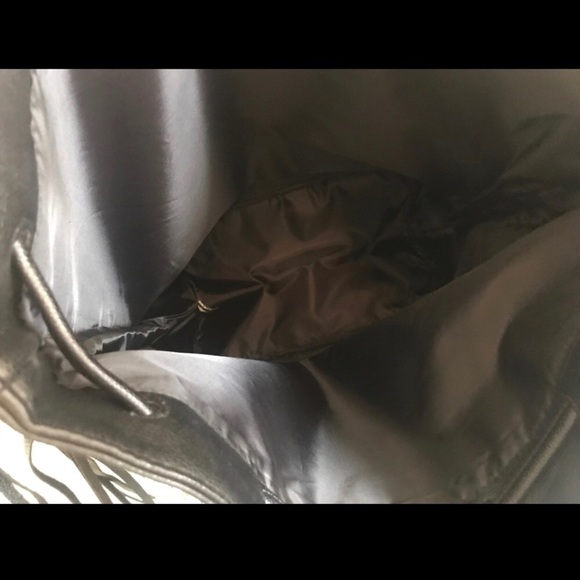 ✨VICTORIAS SECRET✨Authentic VS Limited Bag NEW!
